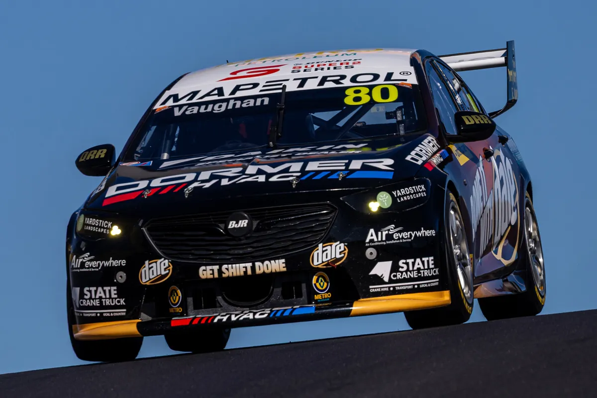 Aksi Berani Brad Vaughan Bungkam Kemenangan Nash Morris di Bathurst