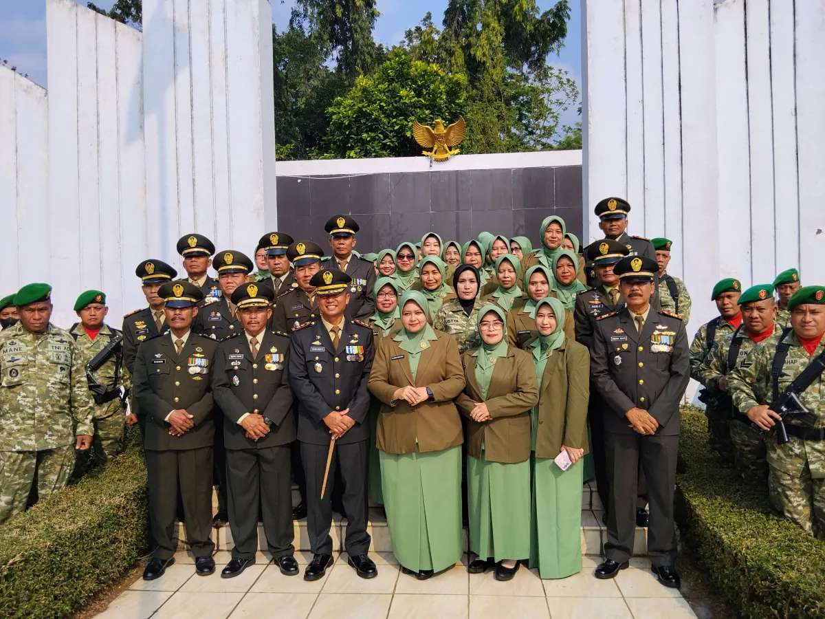 HUT ke-81 TNI, Kodim 0601/Pandeglang Gelar Ziarah Nasional Penuh Khidmat di TMP Cihaseum