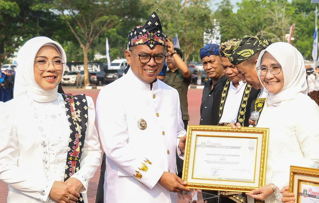 HUT ke-26 Provinsi Banten: Gubernur Andra Soni Beri Penghargaan Tokoh Berprestasi dan Desa Terbaik 2026