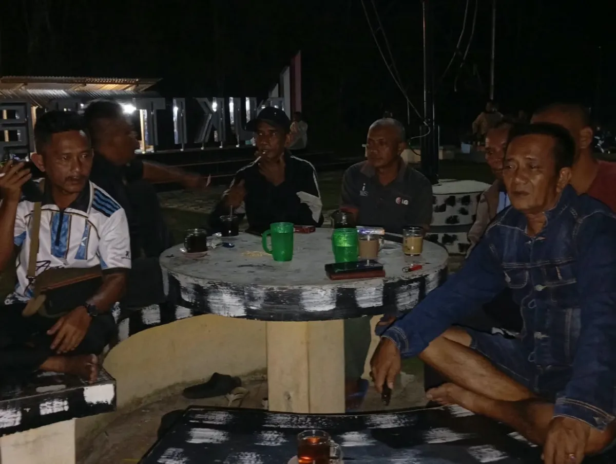 Nobar Final Meriah di Bukit Belah Lingga: Warga Antusias, UMKM Ketiban Rezeki