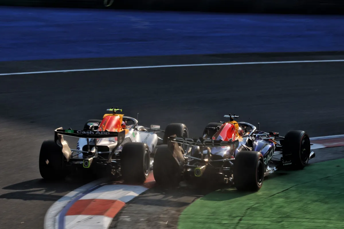Verstappen dan Lawson Dihukum Akibat Insiden Senggolan di FP2 GP Meksiko