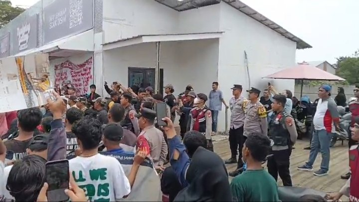 Ribuan Rumah di Perumahan Villa Kencana Cikarang Terendam Banjir Berulang, Warga Demo Massal Tuntut Kompensasi Developer Juli 2026