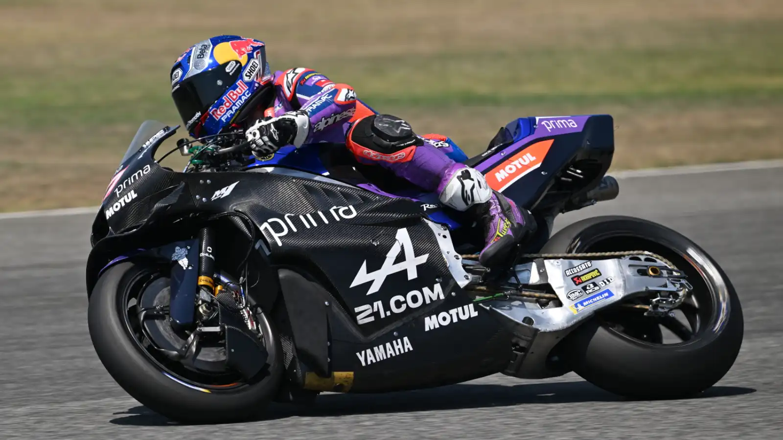 Toprak Razgatlioglu Akui Belum Percaya Ban Depan Michelin