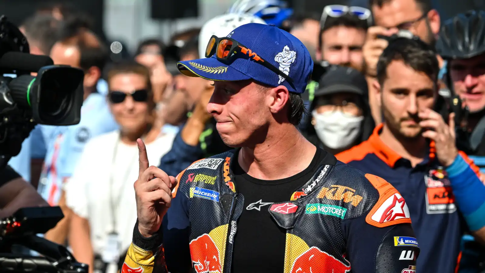 Acosta Menang Sprint Thailand Usai Penalti Marquez