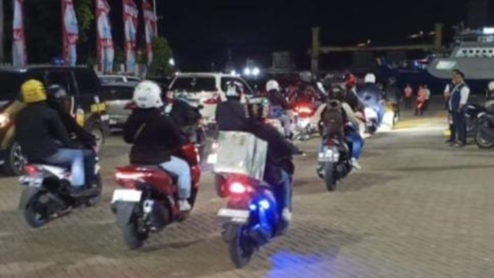 ASDP Nonaktifkan Petugas Pungli di Pelabuhan Merak-Ciwandan