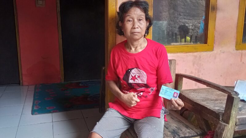 Foto, kediaman rumah Enik, susukan desa sukarame