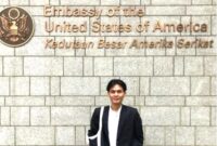 Muhammad Yani, anak dari seorang pedagang nasi goreng di pelosok desa Cibaliung, Kabupaten Pandeglang, Provinsi Banten, saat ini menempuh studi S2, didanai penuh oleh LPDP Scholarship dari Kementerian Keuangan Republik Indonesia di Harvard University, Amerika Serikat. (Istimewa)