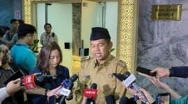 Gubernur Jawa Barat (Jabar) Dedi Mulyadi memberikan keterangan ke awak media (news.fin.co/Anisha)