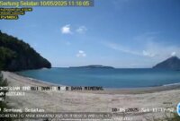 Status Waspada Tetap Berlaku untuk Gunung Anak Krakatau