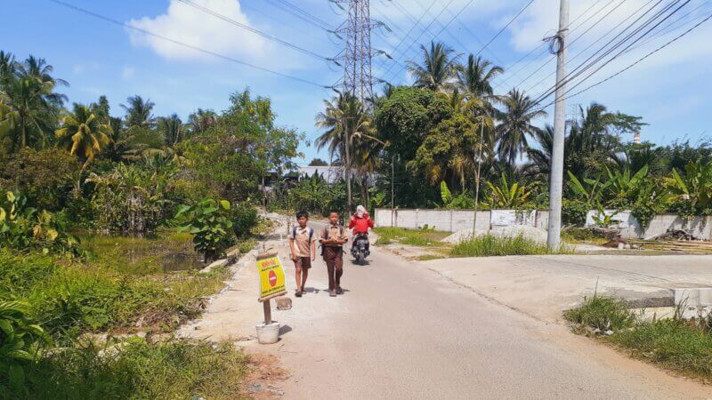 Pembangunan jalan infrastruktur desa sukamaju (Yona Nusantara Media)