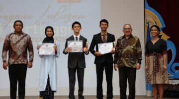 SIS Gelar Purnawiyata 2025: Diplomasi Pendidikan Cetak Generasi Indonesia Berkarakter Global di Singapura 