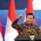 Presiden Prabowo Subianto memberikan sambutan pada acara Diskusi Ekonomi Bersama Presiden RI di Menara Mandiri, Senayan, Jakarta, Selasa (8/4/2025). (ANTARA FOTO/Aditya Pradana Putra/sgd/Spt/aa.)