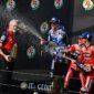 Marc Marquez dan Francesco Bagnaia rayakan podium di MotoGP Aragon 2025, menegaskan dominasi Ducati. (Sumber: Michelin)
