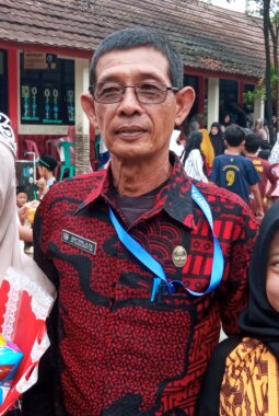 Kelulusan 100% dan Pentas Seni Warnai Acara Kelulusan SDN Margasana 1 Pagelaran