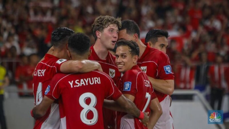 Momen kegembiraan Ole Romeny setelah berhasil menjebol gawang China dalam pertandingan di Stadion Utama Gelora Bung Karno, Jakarta, Kamis (5/6/2025). (Dok. CNBC Indonesia/Faisal Rahman)