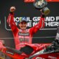 Tak Masuk Akal! Marquez Menang Meski Terjatuh Dua Kali