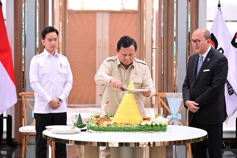 Presiden Prabowo Subianto secara resmi membuka Wisma Danantara Indonesia di jantung kawasan Gatot Subroto, Jakarta, Senin (30/6/2025). (BPMI Setpres)