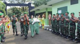 Oplus_0