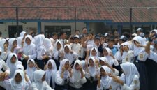 oplus_0