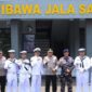 Kapolda Banten Irjen Pol Hengky bersama Komandan Lanal Banten Kolonel Laut (P) Catur Yogiantoro foto bersama