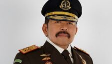 Jaksa Agung ST Burhanudin.