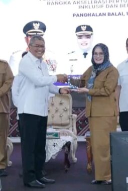 Pembukaan Workshop Evaluasi Pengelolaan Keuangan dan Pembangunan Desa Tahun 2025.