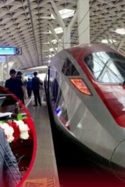 Presiden Prabowo menyatakan rencananya untuk memperpanjang jalur kereta cepat Whoosh hingga Banyuwangi.